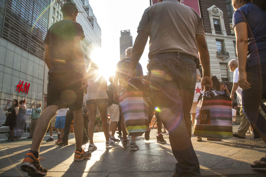 Consumer confidence stalled in March