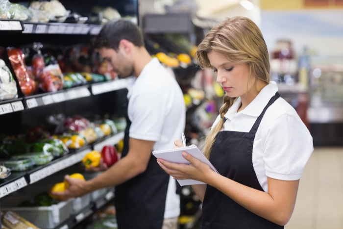 Apprentice in supermarket