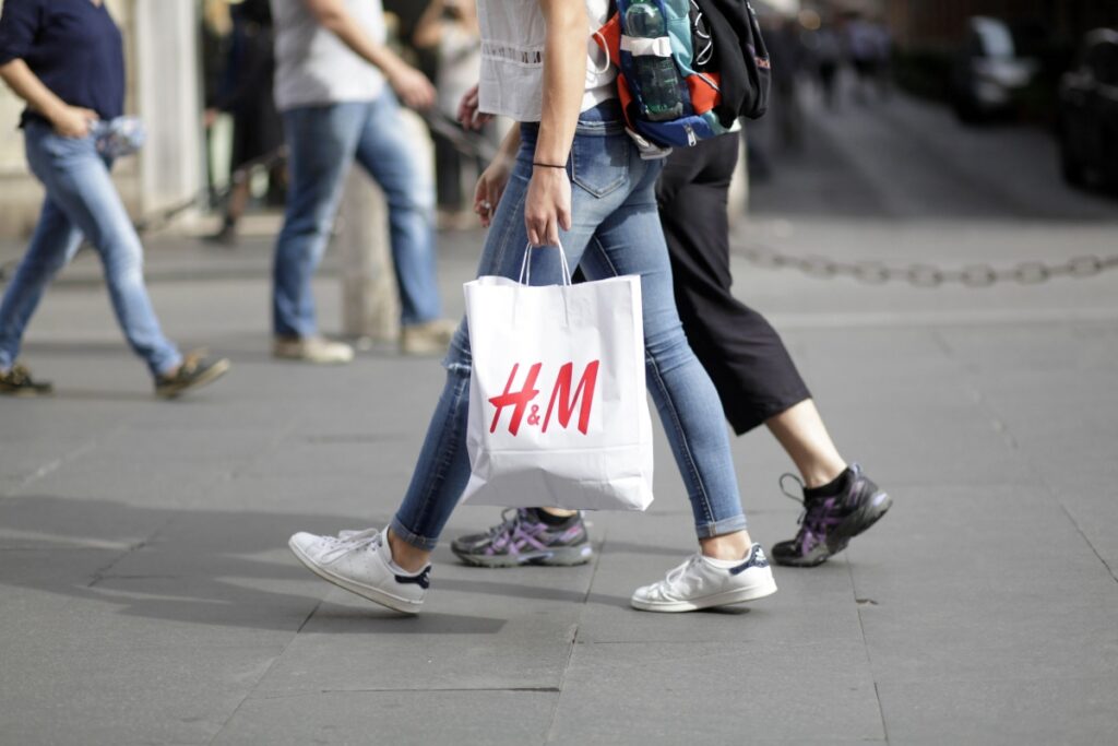 H&M